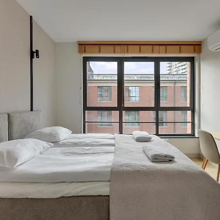 Doki Executive Z Klimatyzacja Apartmán Gdaňsk